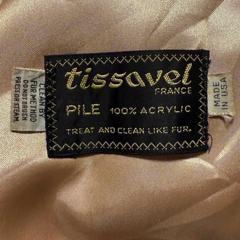 MTissavel of France Women’s Vintage Long Faux Fur Coat in Cream Size Medium - Picture 7 of 7